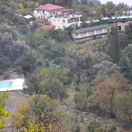 George House Panzió Faralya Kültér fotó